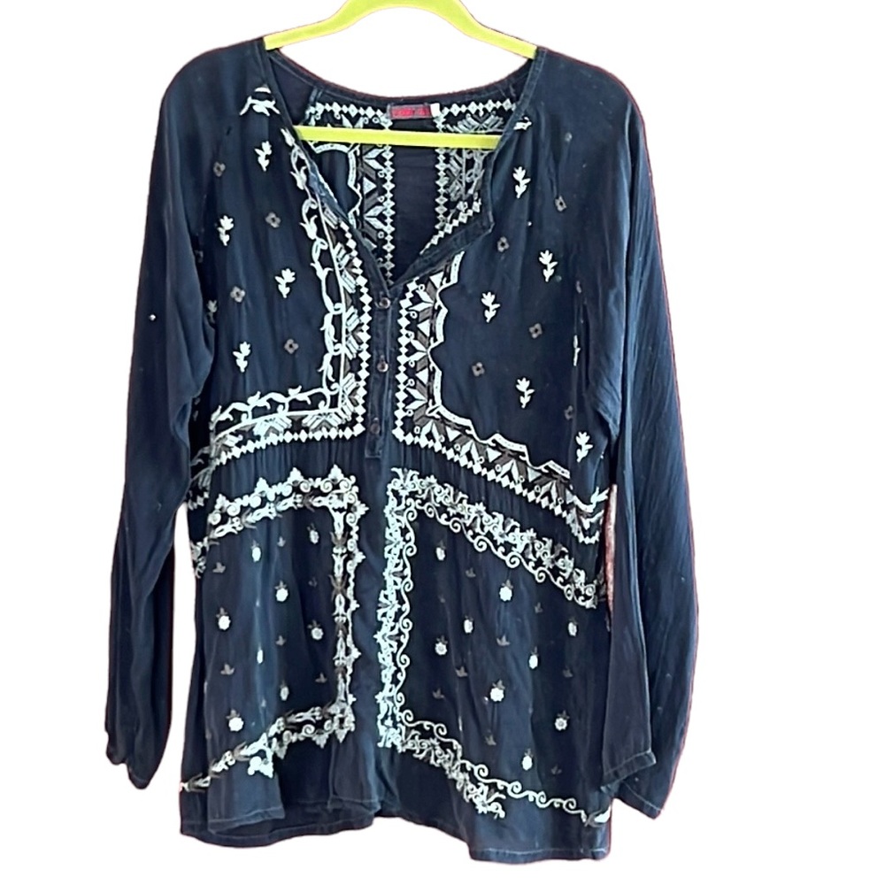 Johnny Was Navy Top size M
